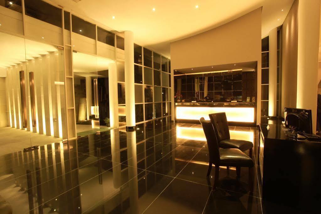 Grand Kecubung Hotel Pangkalanbuun Exterior foto