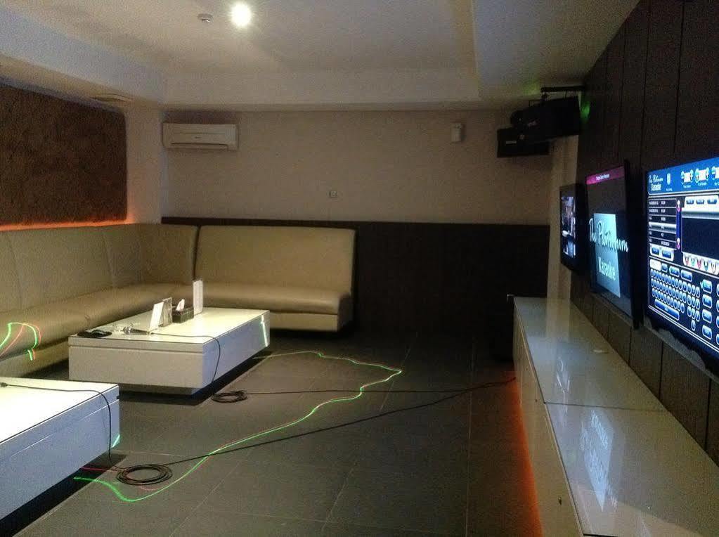 Grand Kecubung Hotel Pangkalanbuun Exterior foto