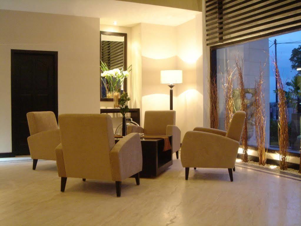 Grand Kecubung Hotel Pangkalanbuun Exterior foto